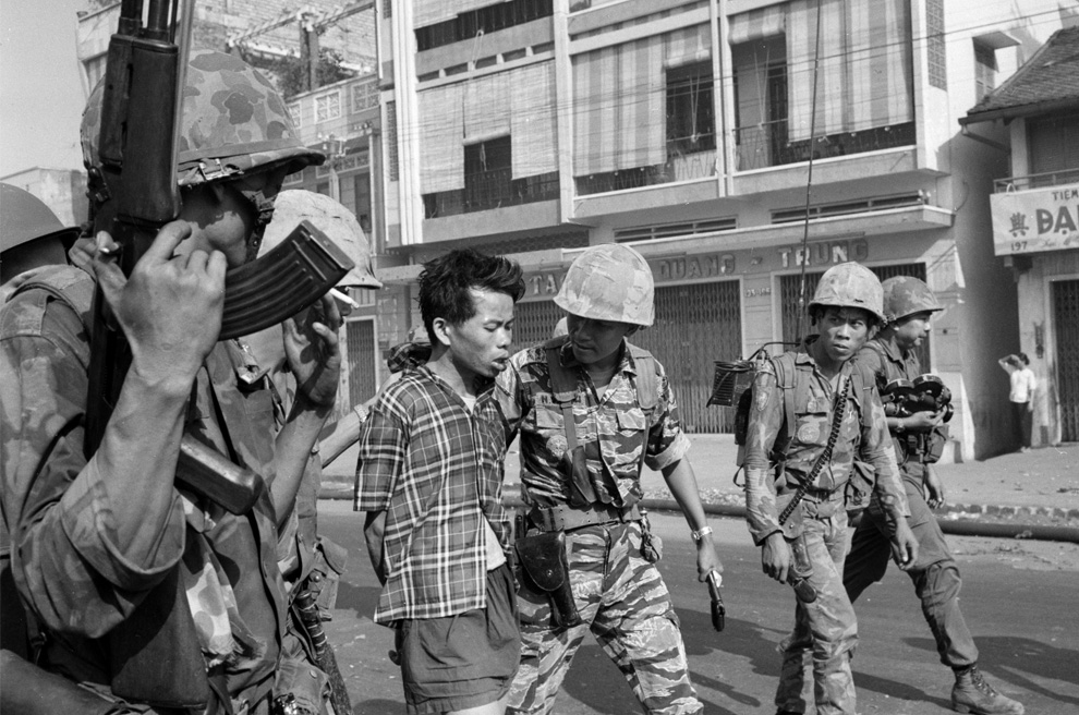  of Ben Cat, South Vietnam on Sept. 25, 1965. (AP Photo/Henri Huet) #